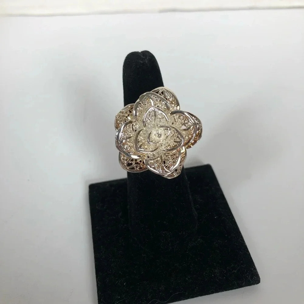 Silver Filigree Flower Ring